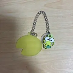 サンリオ　ダブルチャームグミ　けろけろけろっぴ