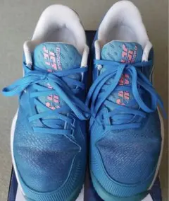 テニスシューズ　バボラ　26.5センチ　オムニクレー用 バボラ テニスシューズ オムニクレー レディース」の人気商品