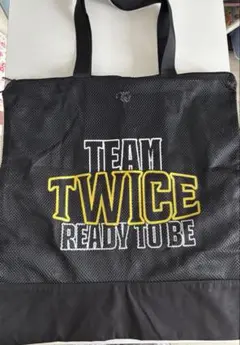 TWICE TOUCHDOWN トートバッグ(新品未使用未開封) 新品未開封】TWICE トートバッグ - メルカリ