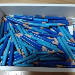 短い色鉛筆 水色と青色まとめ売りのサムネイル