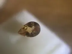 天然 ヘソナイト ルース