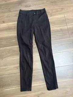 ユニクロ レギンスパンツ ブラック