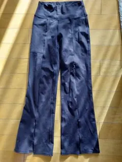 Item thumbnail for item 21f076aa-37c3-4cc3-84c5-c56781a03ce5