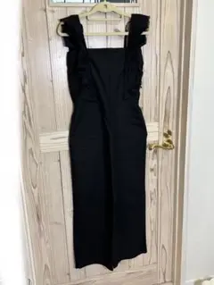 Heather ブラック フリルオールインワン　F