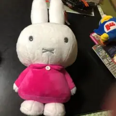 ぬいぐるみ　ミッフィ