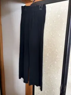 ユニクロ　リブ編み ブラック カジュアルパンツ