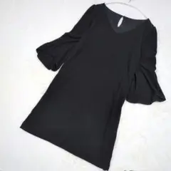 美品！グリーンレーベルリラクシング ワンピース　黒　ランタンスリーブ　フレア袖