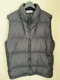 2025年最新】STONE ISLAND メンズ ダウンベスト・キルティングベストの