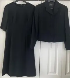 黒 スーツ