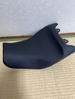 スズキVストローム250SX 「純正ローシート」 (新品・未使用) スズキ 【当店在庫あり】Vストローム250 DS11A/DS12E ローシート