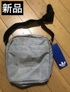 adidas アディダス 新品 ショルダーバッグのサムネイル