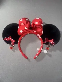 ミニーマウス カチューシャ 赤い水玉