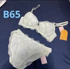 B65/M チュチュアンナ　永遠のブラ　グリーン　ブラショーツセット