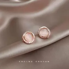 No85 可愛い ピンク ピアス［ゴールド］金属アレルギー対応 高品質