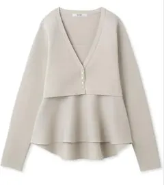 スナイデル　ペプラムキャミ&ニットカーデセット