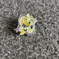 Disney デイジーダック ピンバッジのサムネイル