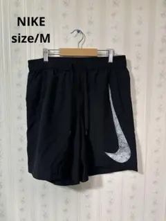 Nike ブラック ショートパンツ
