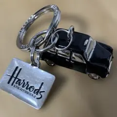 新品　ハロッズ　harrods キーホルダー　車　国旗のサムネイル