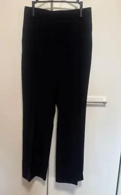 ブラック ストレートレッグ スラックス