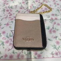 COACH パスケース チェーン付き