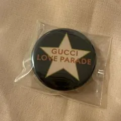 GUCCI LOVE PARADE ピンバッジ　新品のサムネイル