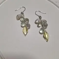 A-11 ビタミンカラー&淡水パール ピアス