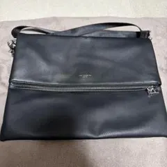 ブラックレザーショルダーバッグのサムネイル