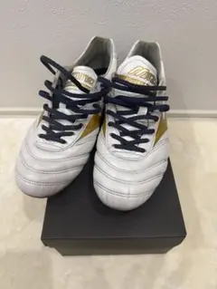 サッカースパイク　ミズノモレリア2japan