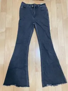 ブラック ハイウエストフレアデニムパンツ L