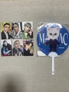 ⭐︎定価⭐︎ Stray Kids ぬいぐるみ　うちわケース　バッジ　ヒョンジン Stray Kids ヒョンジン うちわケース - メルカリ