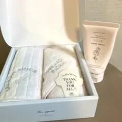 gelato pique タオルハンカチ 2枚　ハンドクリーム　セット