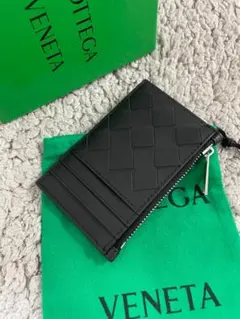 2025年最新】ボッテガヴェネタ 二つ折り財布の人気アイテム