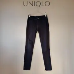 【ユニクロ】M　ブラック(黒)　ストレッチパンツ　カジュアルパンツ　シンプル