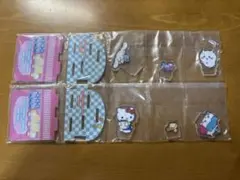 ちいかわ サンリオ　レイヤーアクリルスタンド ハチワレ ハローキティ ガチャのサムネイル