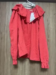 マーキーズ　HOGAN フリル付きレッドカットソー 150