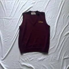 Vネック ニットベスト ワインレッド ワンポイント刺繍 レトロ 古着