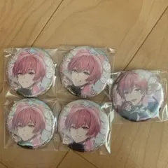 ごちうさ so cute girls メグ 缶バッジ　6個 ごちうさ so cute girls メグ 缶バッジ 6個 - メルカリ