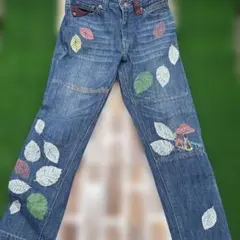 Item thumbnail for item 0ee60c4b-60f1-4030-a8c6-ba3b912533fb