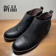 Item thumbnail for item 3a91d5a5-1124-4591-bebc-b4d65c23f6f4