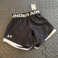新品　タグ付きUnder Armour ハーフパンツ YS ブラック