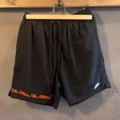 タグカットのため格安【新品/S】Nike ブラック ショートパンツ