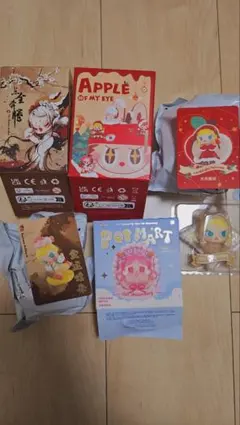 POP MART MOLLYフィギュア