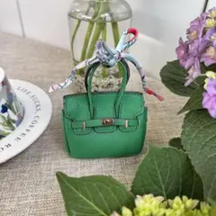 ミニバッグチャーム　AirPodsケース　コインケース　小物入り　グリーン