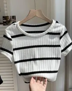 SHEIN ボーダー柄 リブ クロップド丈 半袖Tシャツのサムネイル