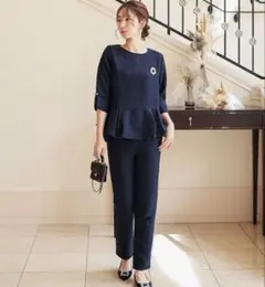 【新品】神戸レタス　ネイビー ペプラムデザイン パンツスーツ⭐︎