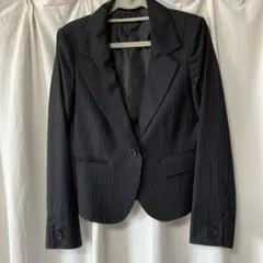 新品　Theory セオリー ストライプ ジャケット 美シルエット 新品タグ付】Theory セオリー テーラードジャケット ストライプ 濃紺