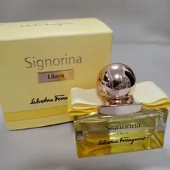 サルヴァトーレ　フェラガモ　シニョリーナ　リベラ　オードパルファム　30ml
