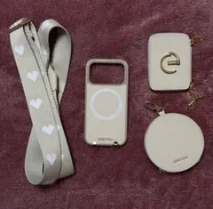 Custype iPhone17 Pro ケース 美品 ストラップ未使用
