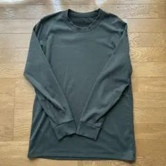 ユニクロ　ヒートテック　ULTRA WARM 超極暖　ダークグリーン Lサイズ