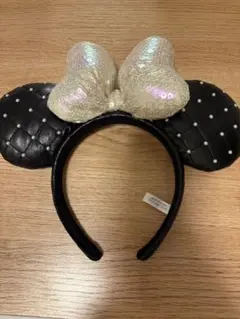 ディズニー 耳付きカチューシャ 黒とパールホワイト